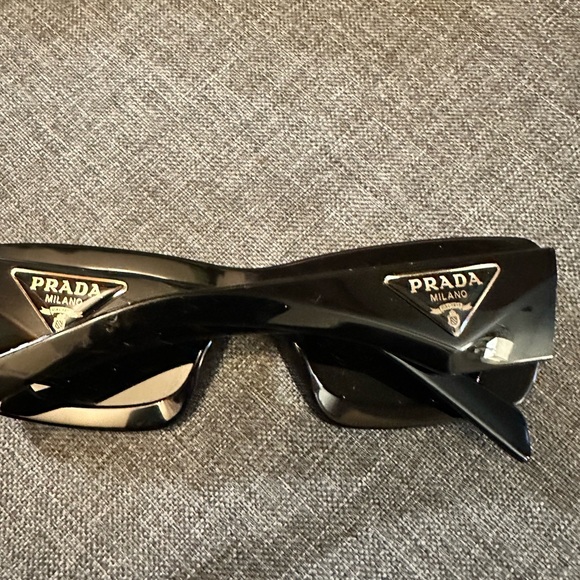 Prada Classic Black Men's Sunglasses - Picture 1 of 4